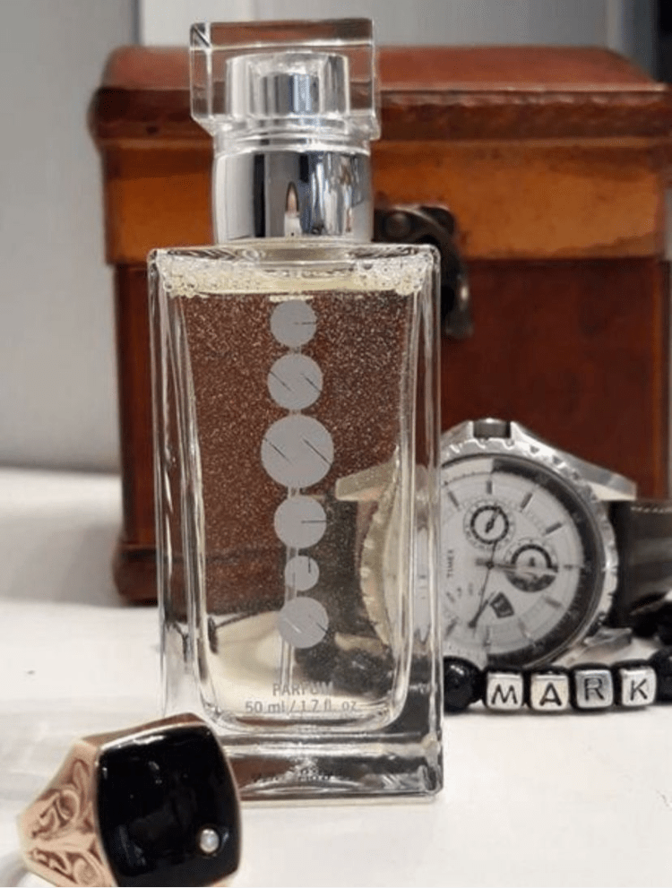 frasco perfume hombre Essens M025 50 ml elegante